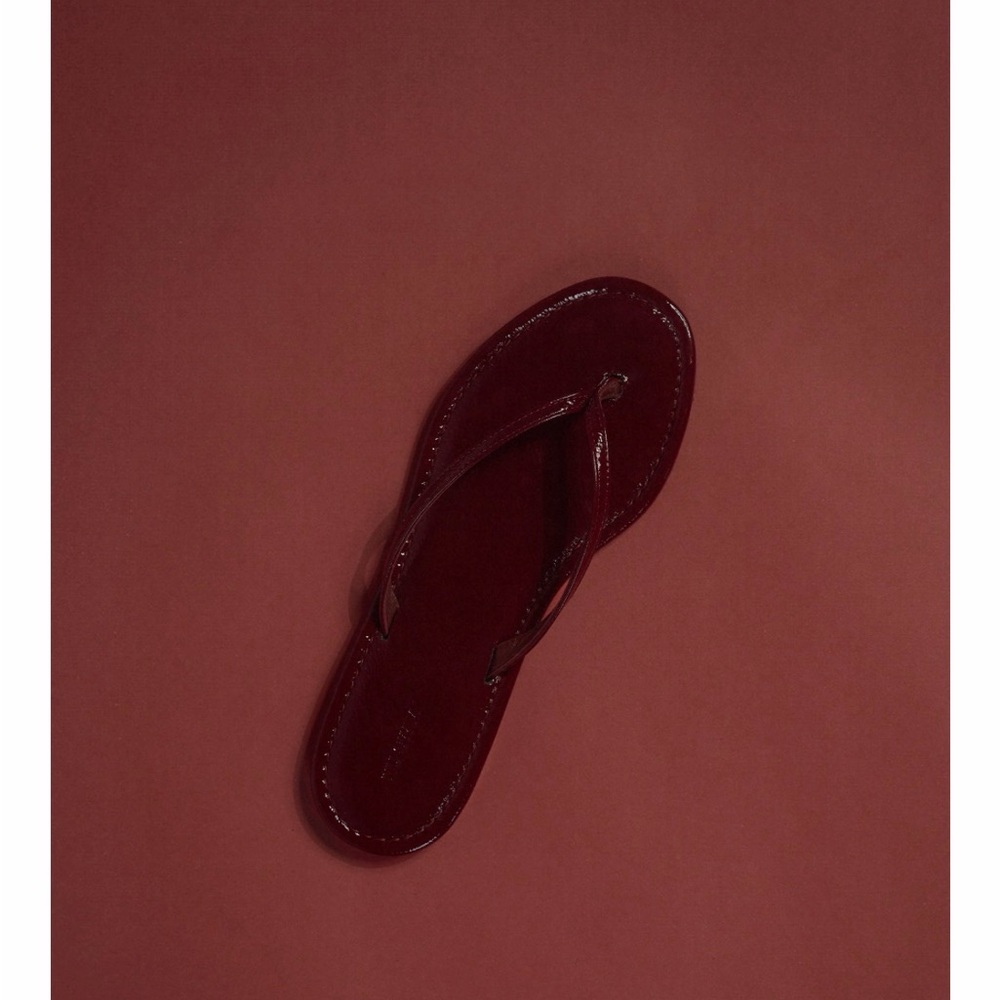 NU SWIM Zoom Sandal in Oxblood